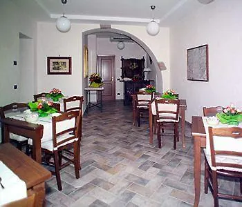 Frühstückspension Sibilla Albunea 2*
